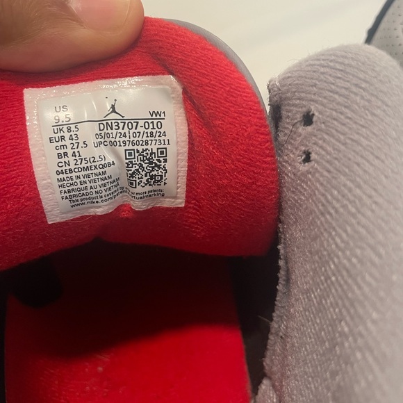 Jordan Retro 3 Black Cement 2024 - Picture 6 of 9